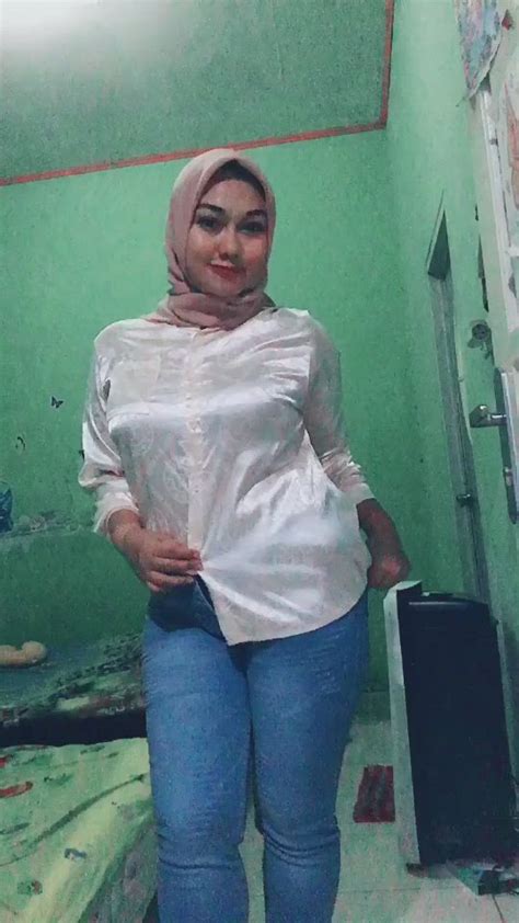 Memek Stw XNXX Terpanas Minggu Ini untuk pencinta video panas harga termurah 2026 suara image 3