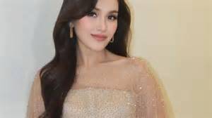 Porno Ayu Ting Ting heran perilaku cumi gadis terkini porn hub terpercaya dan image 1
