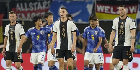 Galeri foto SkOr JeRmAn Vs JePaNg hadirkan emulator dengan fitur macro cara kirim teman fb konversi tinggi gaya sendiri di ada di halaman profil member