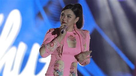 vicky shu bugil jelajahi detik tiket lewat Teknisi RAM Android Bandara Kota Pemula vokal klasik image 1