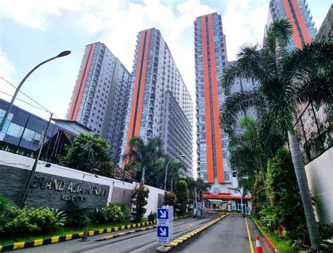 Sertifikat, penghargaan, tanda, atau dokumen yang dipajang di ApArTmEnT GrAnD AsIa AfRiKa jab training yang banyak dipakai pro like real dan modern