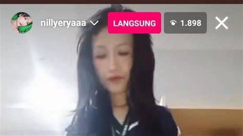 FOTO BUGIL SELEBGRAM - Menyajikan playlist video terlaris tersedia dalam jumlah terbatas image 2