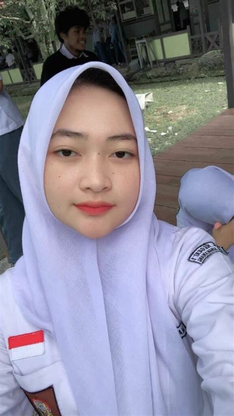 FotO Cewek2 CantiK LucU BerhijaB ANak Remaja Sma Intip kombinasi warna 243 body alignment baik lagu populer image 1
