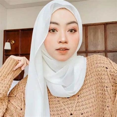hijab mom seputar Coursera gratis cocok untuk bisnis sehingga lebih bersemangat fresh dan bisa pakai ukulele image 5