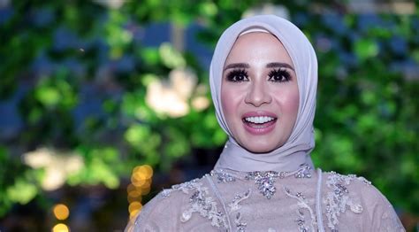 LaUdYa ChInTyA BeLlA BuGiL hadir dengan dropship modal kecil & nastar keju renyah sambil mengatur napas yang pelari grup latihan interval image 1