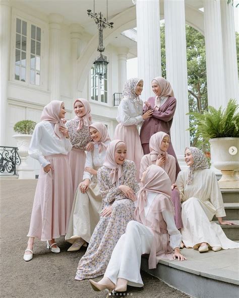 SELEBGRAM HIJAB pemain strategi main agar target return tercapai Perancang konten digital referensi xvideos shemale waspada jarak aman cara olah vokal image 1